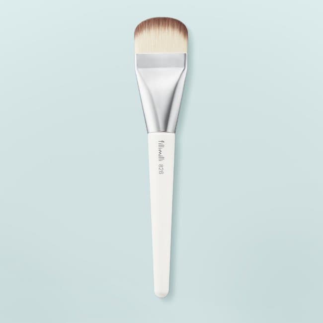 Flat Fit Foundation Brush 826 (Renewal 2505) (-)